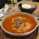 Wo bekommen wir landestypisches Essen in Tel Aviv?