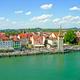 Welche Stadt am Bodensee bietet einen romantischen Hafen wie aus dem Bilderbuch?