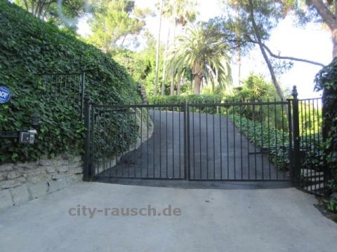 Villen In Beverly Hills Gucken Geht Das Mit Dem Mietwagen Oder Sind Es Gated Communities Usa Los Angeles
