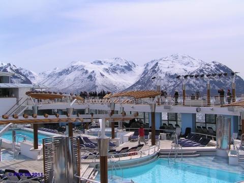 Celebrity Summit in Alaska - (Kreuzfahrt, Schiffsreise, Reederei)
