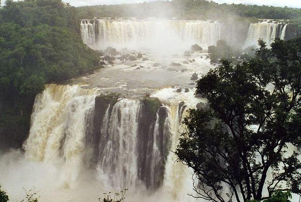 Iguassu Fälle - (Brasilien, Mittelamerika, Argentinien)
