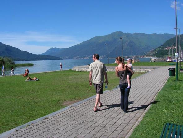 Gera Lario - Blickrichtung Sueden - (Italien, Familienurlaub, See)