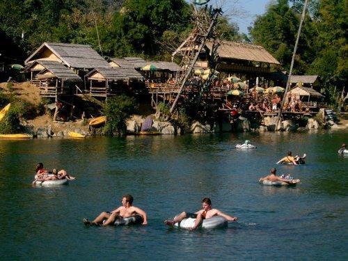 Laos, Vang Vieng, River Tubing - (Asien, Thailand, Kambodscha)