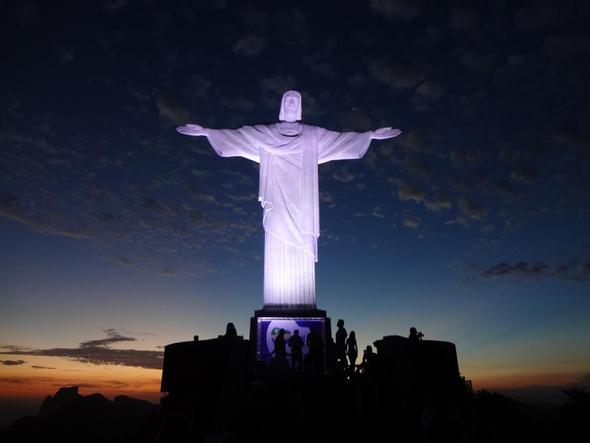 - (Lateinamerika, Brasilien, Rio de Janeiro)