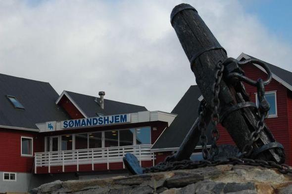 - (Hostel, Couchsurfing, Grönland)