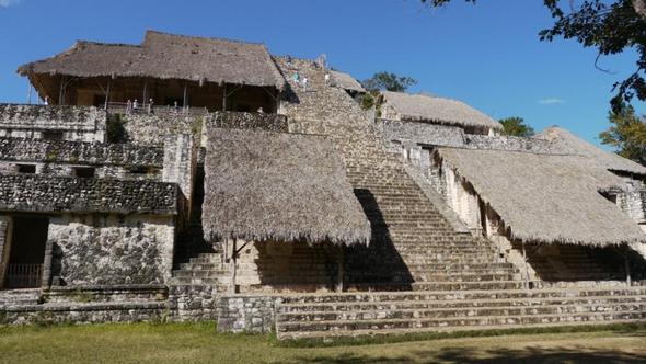 Pyramide - (Mexiko, Mittelamerika, Tourist)