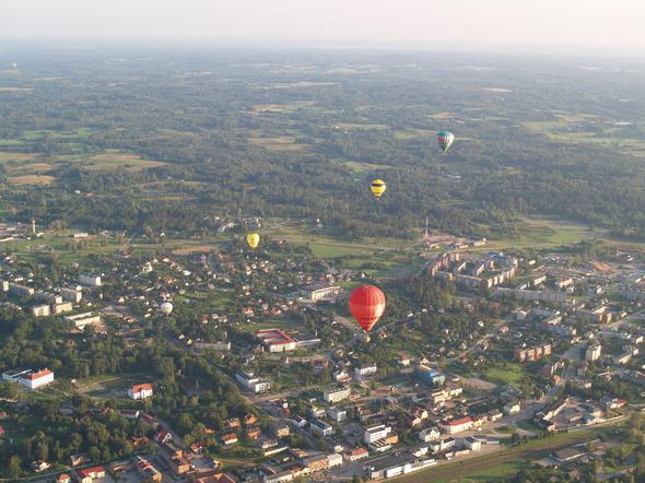 Lettland - mit heissluftballon - (Tourismus, Lettland, Riga)