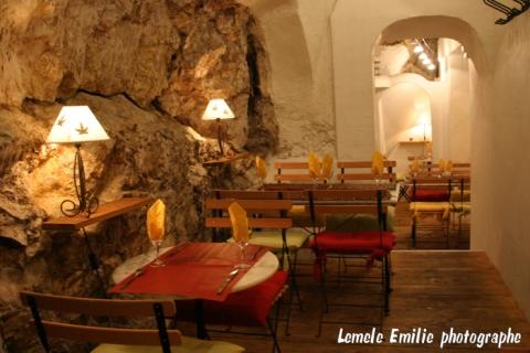 - (Frankreich, Restaurant, Südfrankreich)