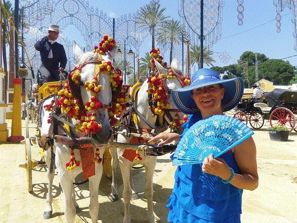 Mit der Pferdekutsche auf der Feria umherfahren macht Spaß. Jerez de la Frontera - (Spanien, Andalusien, Pferde)