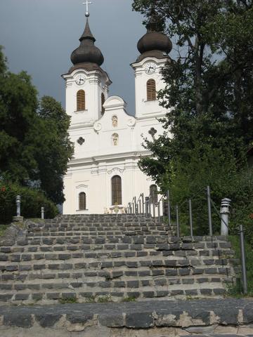 Klosterkirche von Tihany über dem Plattensee. - (Ausflug, Ungarn, Balaton)