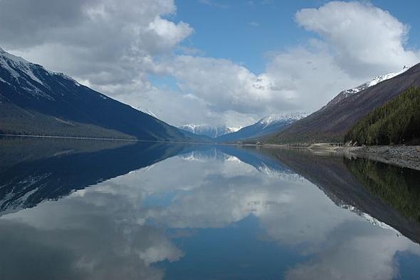 Der Moose Lake (ohne Elch) - (Kanada, Straßenverhältnisse im Oktober)