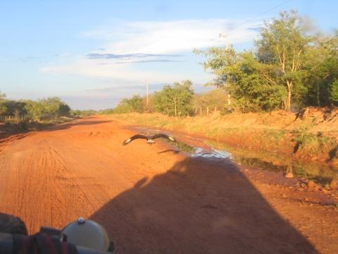 Am Rio Apa (Grenzfluss Paraguay - Brasilien) - (Reise, Südamerika, Lateinamerika)