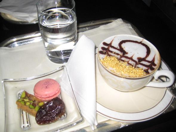 Emirates Coffee - (Restaurant, Preis, Abu Dhabi)