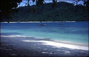 Strand auf einer der Inseln von Langkawi - (Sicherheit, Malaysia, Reisesicherheit)