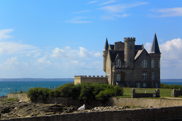 - (Frankreich, Reiseziel)