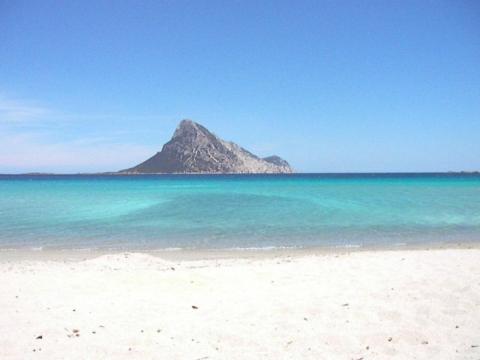 - (Italien, Reise, Insel)