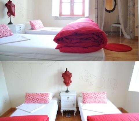 Poets Hostel - (Hotel, Portugal, Porto)