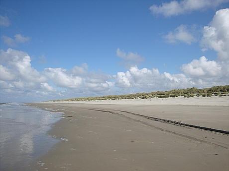 Blick auf den Strand zwischen Buren und Het Oerd - (Niederlande, Holland, Zelten)