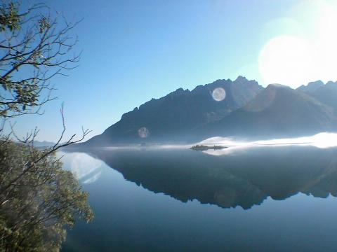 - (Skandinavien, Norwegen, Schweden)