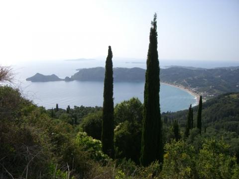 - (Hotel, Urlaub, Insel)