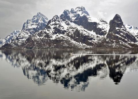 - (Reisezeit, Norwegen, Lofoten)