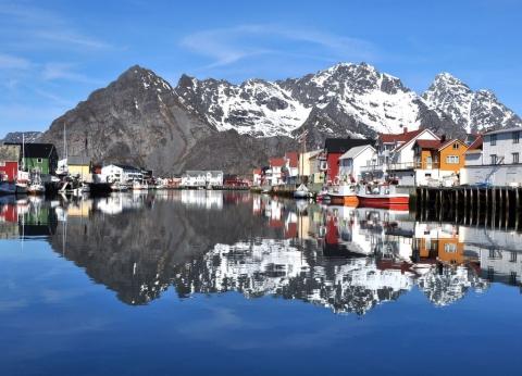 - (Reisezeit, Norwegen, Lofoten)