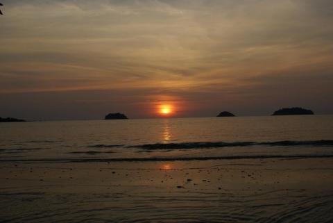 Sunset (Sai Kaew Beach Resort) - (Thailand, Koh Chang, Koh Samet)