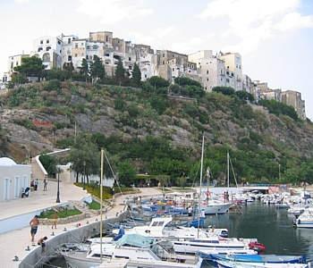 - (Italien, Rom, Mailand)