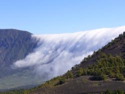Die Cumbre teilt die Insel in 2 Welten, Ost & West - (Kanarische Inseln, Lanzarote, La Palma)