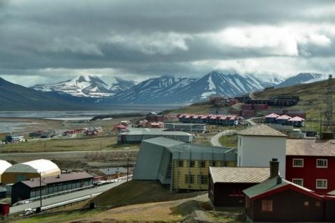- (Norwegen, Tourismus, Spitzbergen)